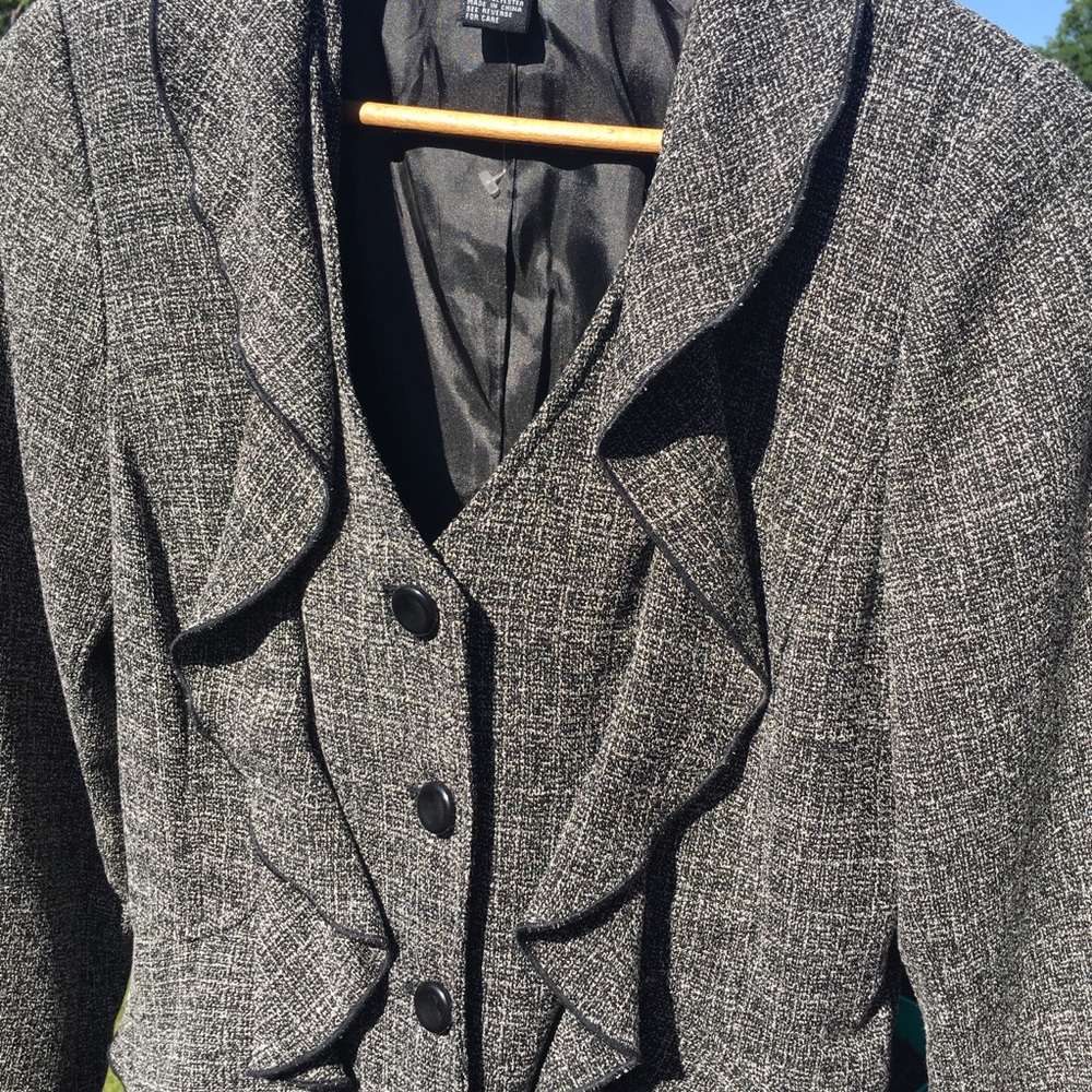 Jacket - Picture 5 of 8